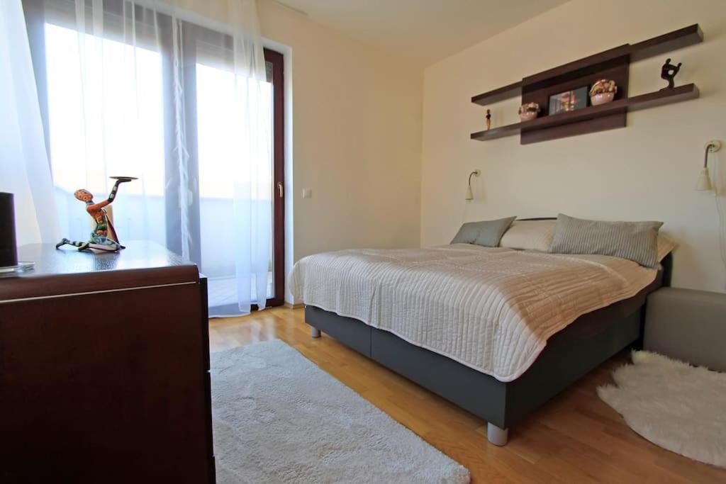 Apartament King's Court - Centre -free Garage